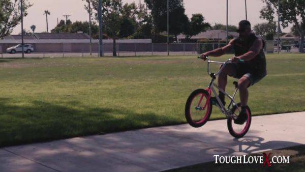 Enjoy watching the HD clip called : Lilly Bell - 3rd Wheel - ToughLoveX
