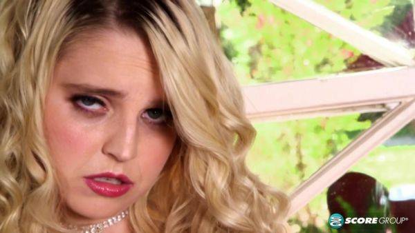 Play the uncut movie titled : Codi & Her Giant Toy Cock