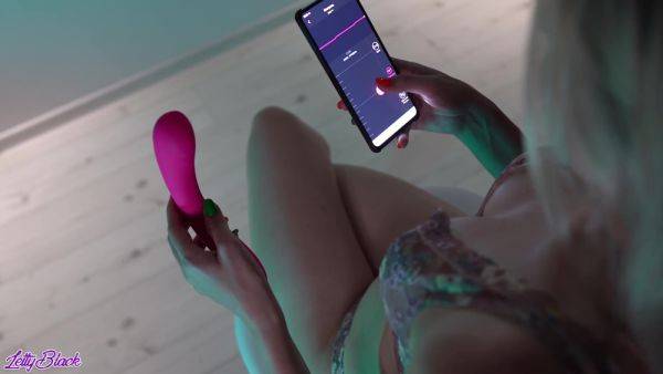 New pink toy turned out to be powerful enough to make the blonde's legs shake in an intense orgasm - anysex.com on pornsfind.com