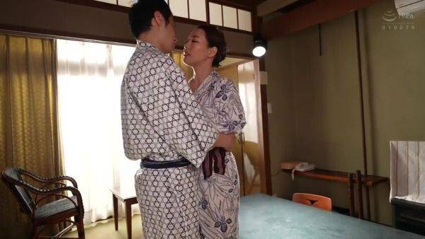 View this full video of : Hot japonese mom and stepson218