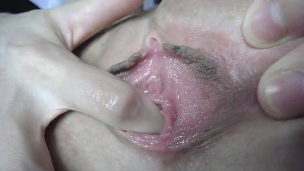 Enjoy watching complete clip titled : Try to spead my tight pink pussy