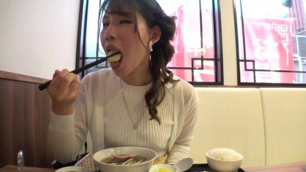 Watch this complete video called : 0003704_Japanese_Censored_MGS_19min