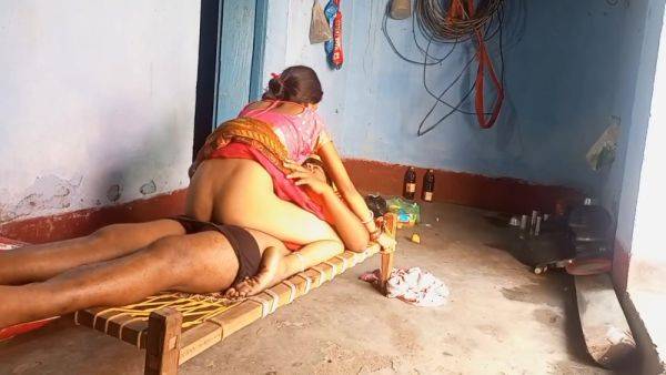 Deshi Village Bhabhi Outdoor Riding Sex Deshi Sex - desi-porntube.com - India on pornsfind.com