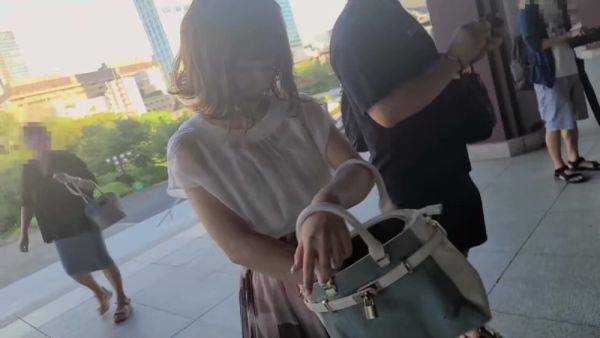 View this complete scene of : 0002038_Japanese_Censored_MGS_19min