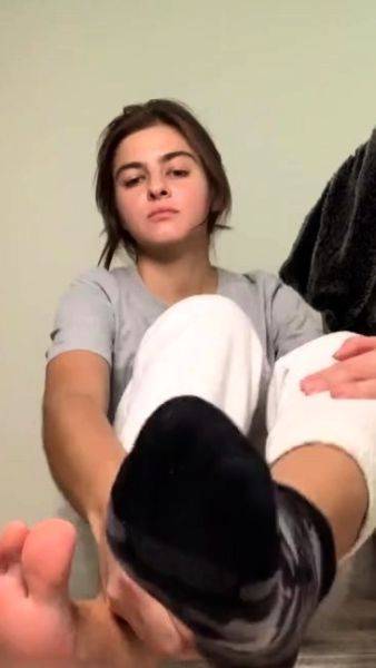 Stream HD movie titled : Eisenberg Soles