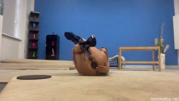 Stream this complete clip titled : Slutty Monika Fox Sexy Posing With A Big Butt Plug Before Shooting - Monikafox
