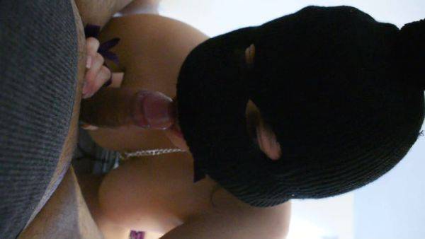Stream this full clip called : Un Rico Mananero