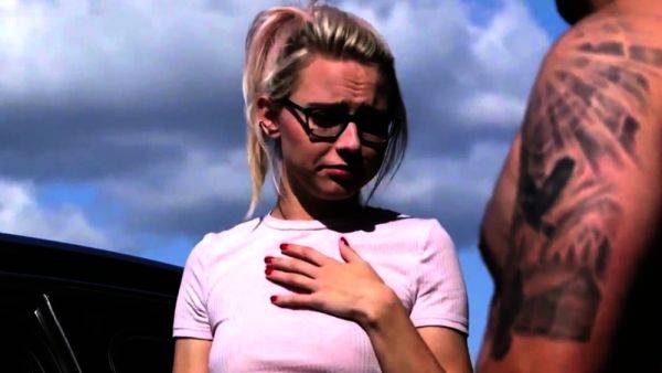 Watch HD movie of : Voyeur GF teases BF who jerks outdoor