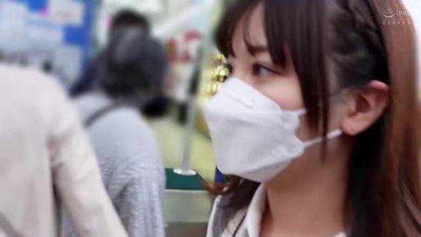 View the complete clip titled : 0003765_Japanese_Censored_MGS_19min