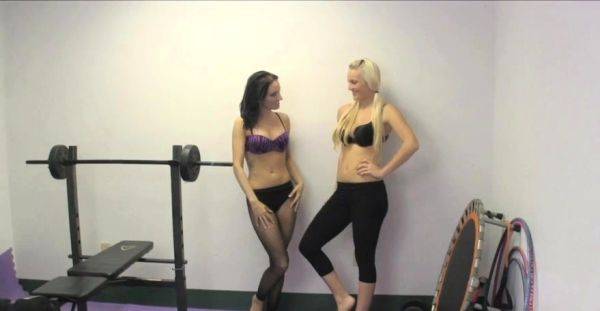 Play the uncensored clip : Topnotch woman in fascinating sex