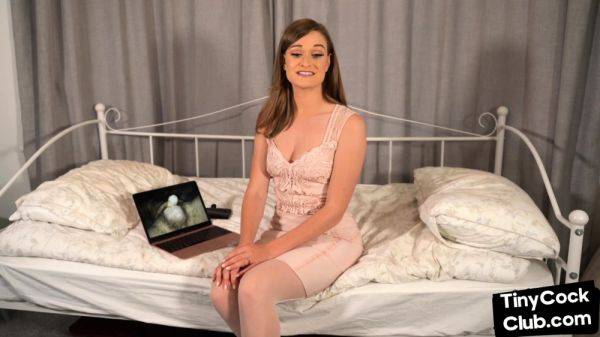 Watch the uncensored movie of : SPH solo babe in dress talks dirty