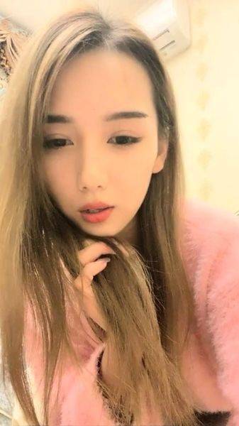 Watch uncut scene : Great close up in japanese teen blowjob pov