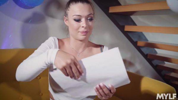 Enjoy watching this uncut clip called : Happy Birthday Indeed - MYLF