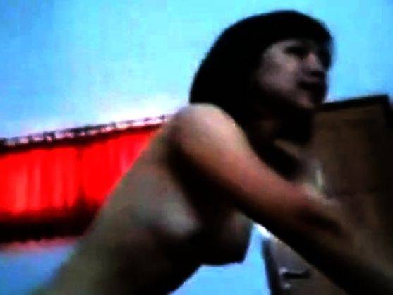 View this complete video titled : indonesia- sedang asyik ML sama pacar