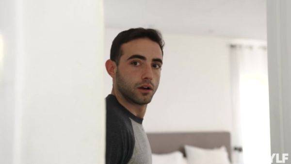 Play HD movie of : A Piping Hot Mess - MYLF