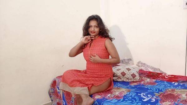 18 Year Old Indian College Babe With Big Boobs Enjoying Hot Sex - hclips.com - India on pornsfind.com