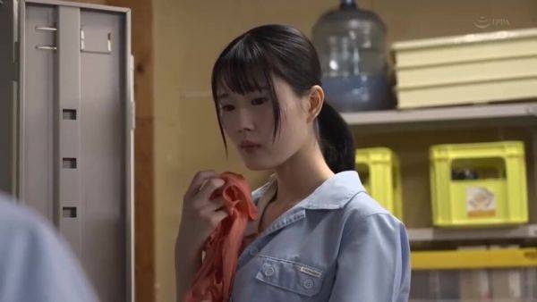 View complete scene named : 07526 Beautiful girl in agony