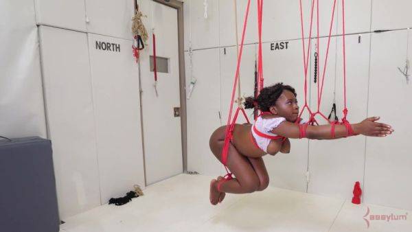 Play uncensored video : BDSM beauty bound and sucking on dick