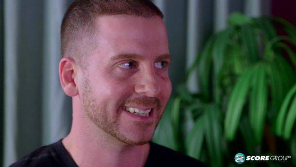 Stream uncensored movie titled : The Office Hottie