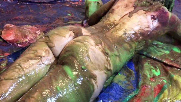 Stream full video : Custard Pies In The Nude