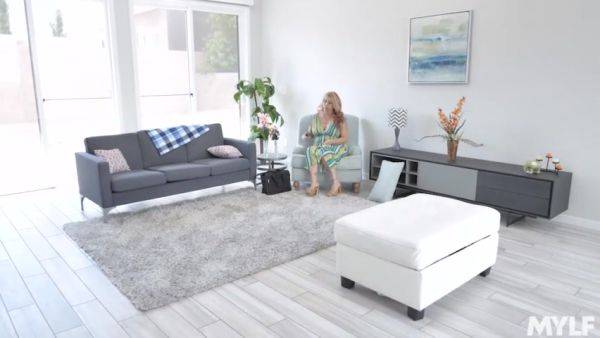 Stream this HD clip called : Two Toys For A Playful MILF - MYLF