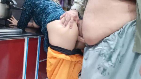 Play uncensored video called : Desi Housewife Anal Sex In Kitchen While She Is Cooking