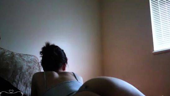 Stream this HD video called : bratty lindsay this ass ignores you