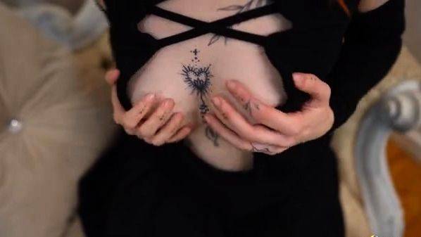 Play this complete movie named : DownBlouse Jerk - eva ray ill show you how to party