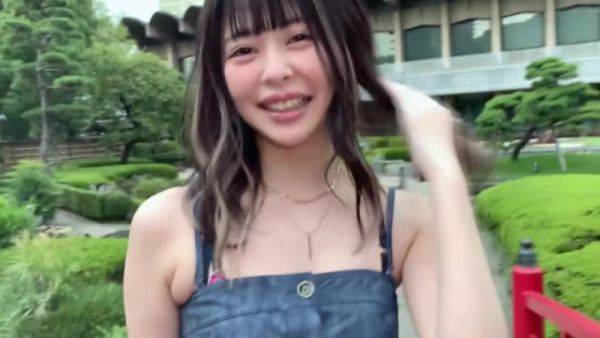 Watch the uncut scene of : 0002025_スレンダーのニホンの女性が企画ナンパのパコパコ
