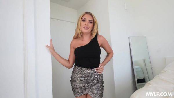 Watch the uncut video called : Dick OClock - MYLF