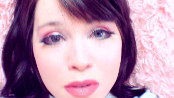 Enjoy watching this HD video : Amateur Asian Webcam Strip Masturbation