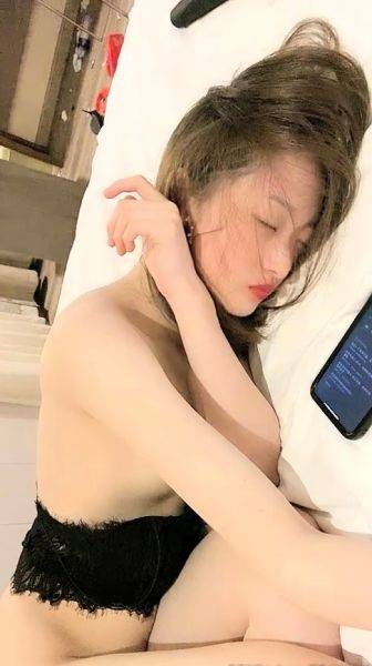 View the full clip of : Small titted teen amateur pounded by doctor