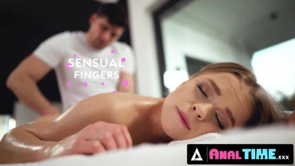 Hottie blonde sex massage - anysex.com - Russia on pornsfind.com