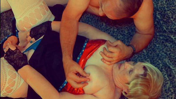 View this hardcore clip named : Patriotic Granny Cums By Vibrator & Cock -c5