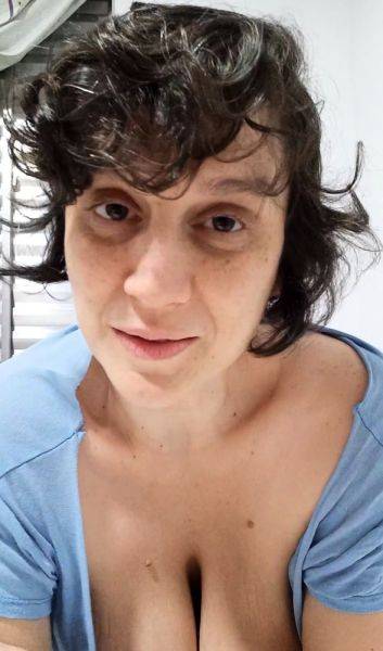 Stream the uncut video titled : Love Chat Big Boobs Brunette Masturbating For Cam