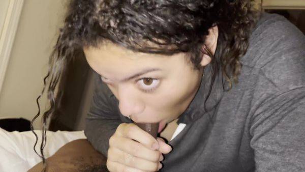Enjoy watching uncut clip named : Sucking Away My Troubles