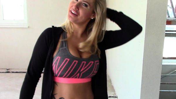 Stream the uncensored clip named : Sexy blonde amateur babe give blowjob and fucking to cumshot