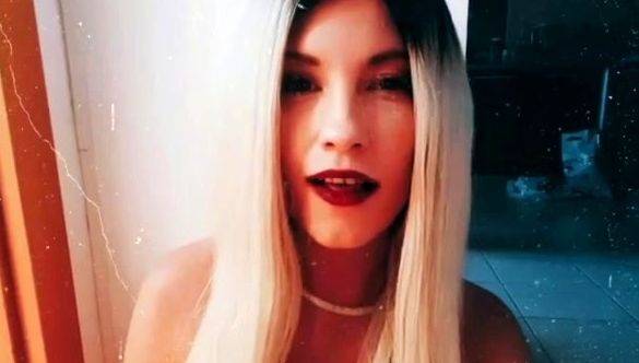 Play the hardcore clip titled : Goddess Natalie - A slaves entrancing trip in space