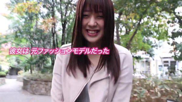 Enjoy watching this complete clip : 0004094_Japanese_Censored_MGS_19min