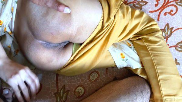 View this hardcore clip titled : Badi Soteli Bahin Ki Double Roti Jaisi Gaand Ki Chudai With Hindi Audio Sex