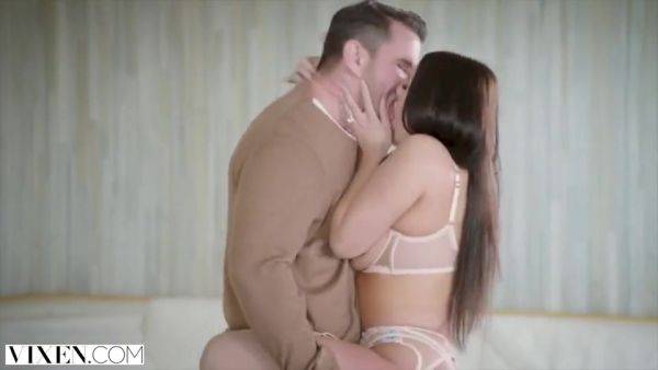 Stream the full scene titled : Sexually Attractive Curvy Milf Memorable Xxx Clip