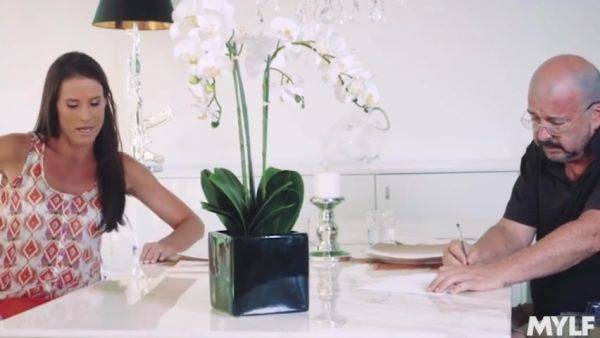 Play the hardcore clip : Plowing Her Perfect Pussy - MYLF