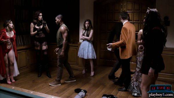 View the complete clip titled : Reality tv show from Playboy with a very interesting plot