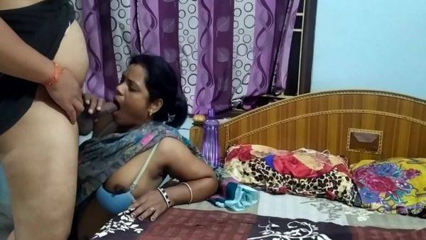 Mumbai Engineer Sulekha Sucking Hard Cock To Cum Fast In Her Pussy With Dr Mishra At Home On - hclips.com - India on pornsfind.com