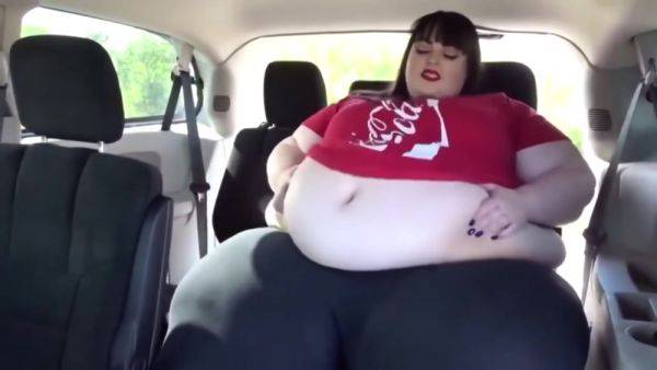 Stream this complete scene titled : Juicy Jackie In Ssbbw Too Big For The Car