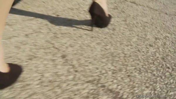 Stream this hardcore video called : Hollis Ireland - Paparazzi Upskirts