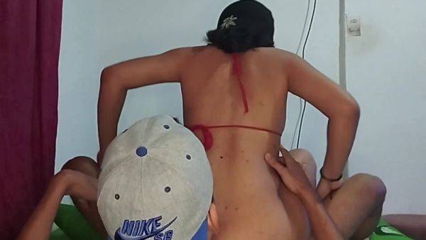 Play this uncensored video of : Blanquita Me Mama Mi Pene Grande