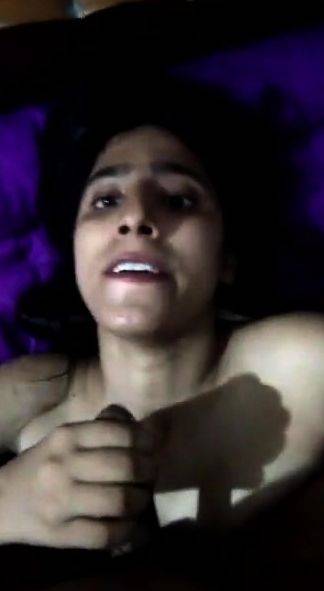 Stream the HD movie of : बॉयफ्रेंड के लंड को