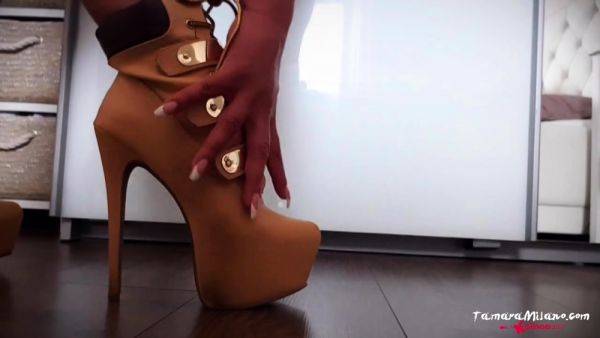 Play the uncensored video : Long Foot Fetish clips at great Amateur Trampling collection