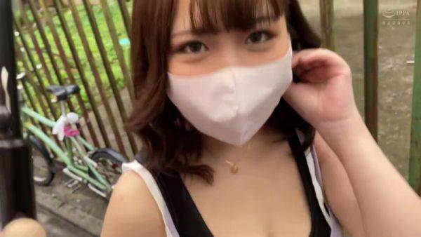 View the complete movie of : 0002631_19歳の爆乳日本人の女性がパコハメMGS販促１９分動画